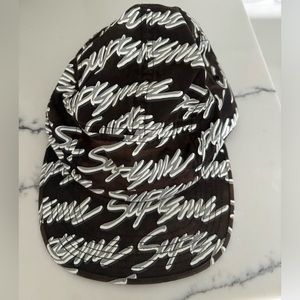 Supreme Exclusive Panel Hat 🧢